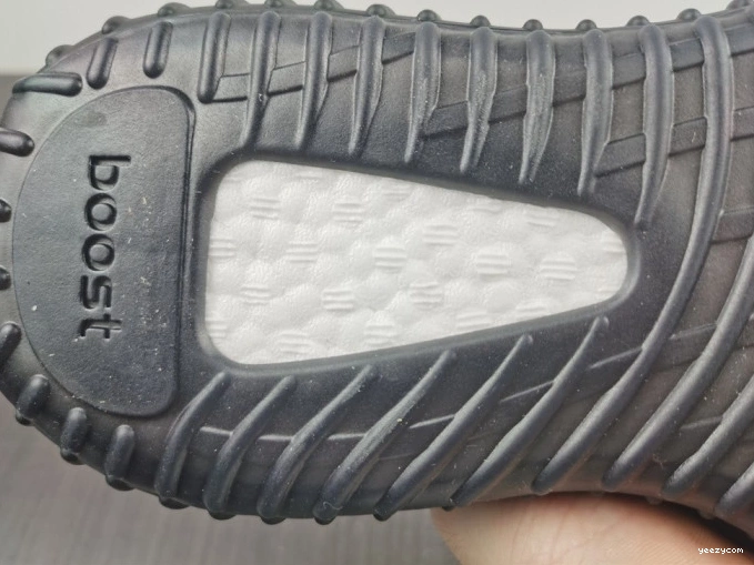 Adidas Boost GW3774 Yeezy Black Oat 350 V2 MX 0810